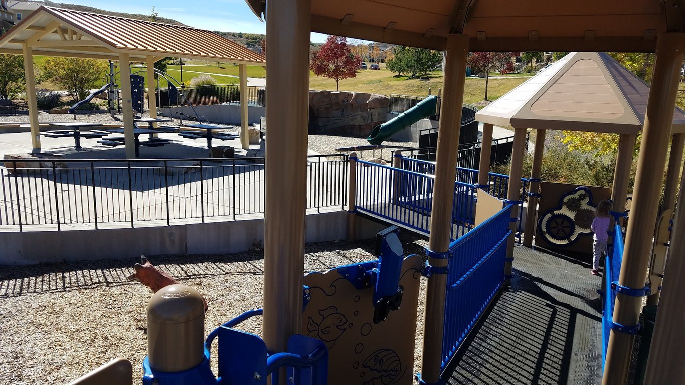 Lincoln Park At Ridgegate