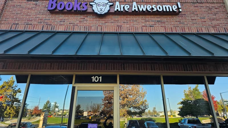 Books are Awesome — venue hosting Book Swap @ Books Are Awesome
