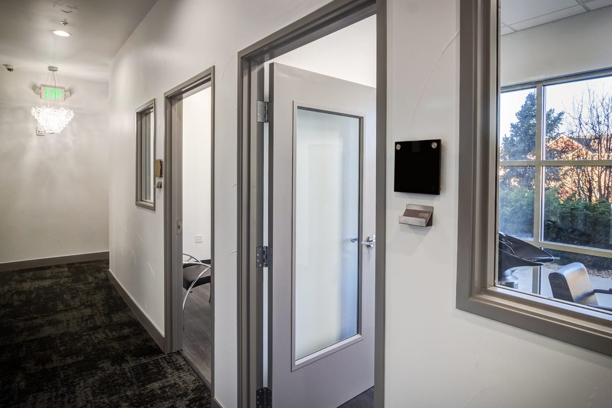 Vesper Salon Studios exterior entrance