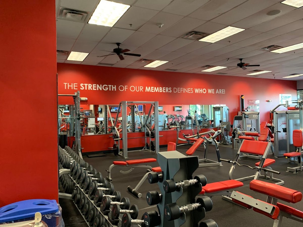 Snap Fitness Roxborough atmosphere and seating