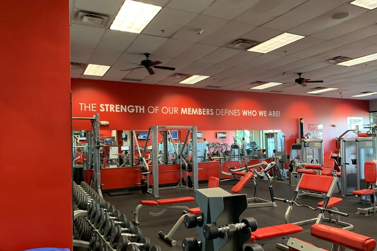 Snap Fitness Roxborough atmosphere and seating