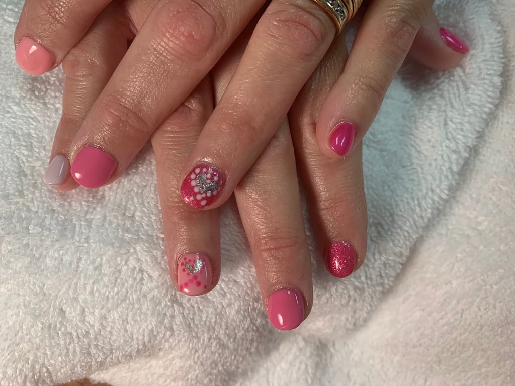 Luxor Nails