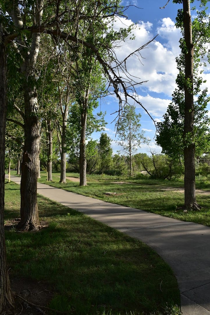 McCabe Trailhead atmosphere and seating