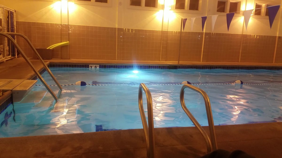 Interior view of Creekside Recreation Center (Stroh Ranch HOA only)