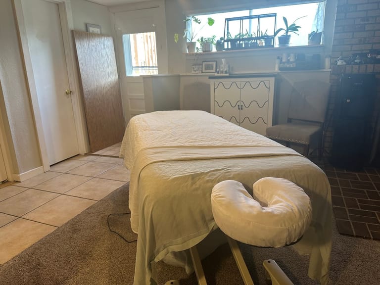 The Mark of Massage atmosphere and seating