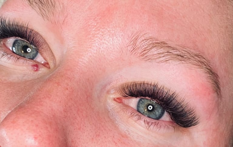 Lash Naps and Esthetics atmosphere and seating