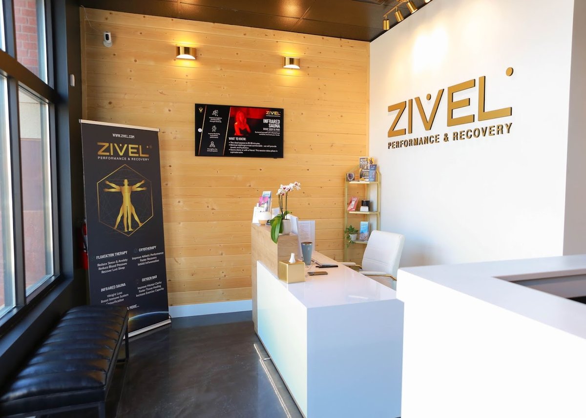 Zivel - Performance & Recovery Highlands Ranch dining area