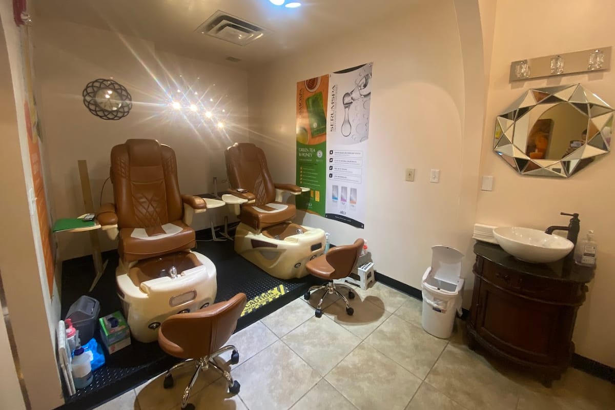 Interior view of Castle Pines Day Spa