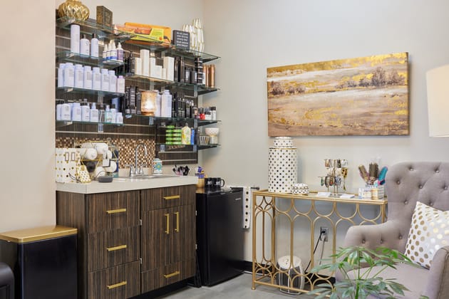 Sola Salon Studios atmosphere and seating