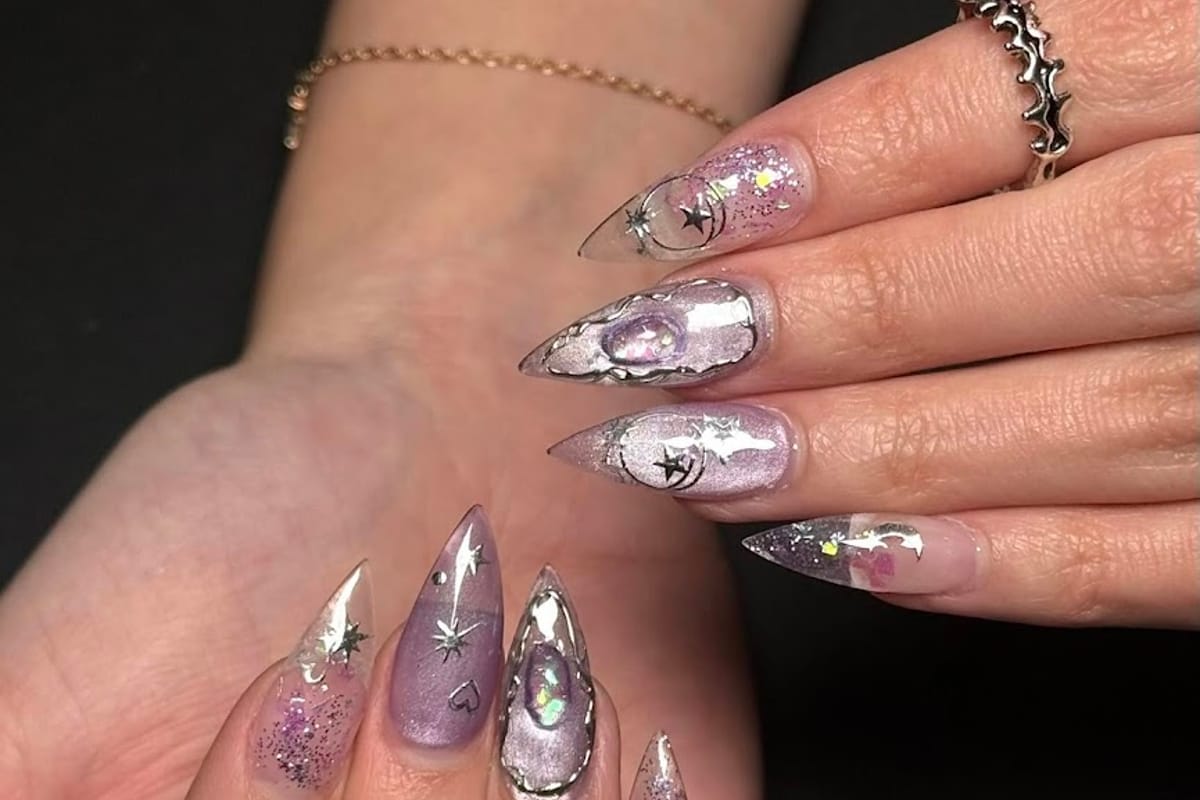 I Nails Bar & Lash dining area