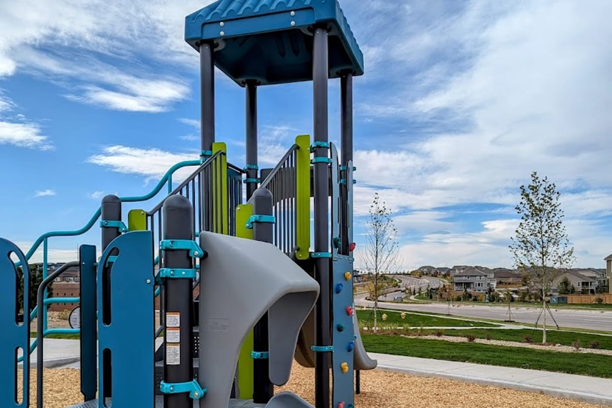 Carmen Playground exterior entrance