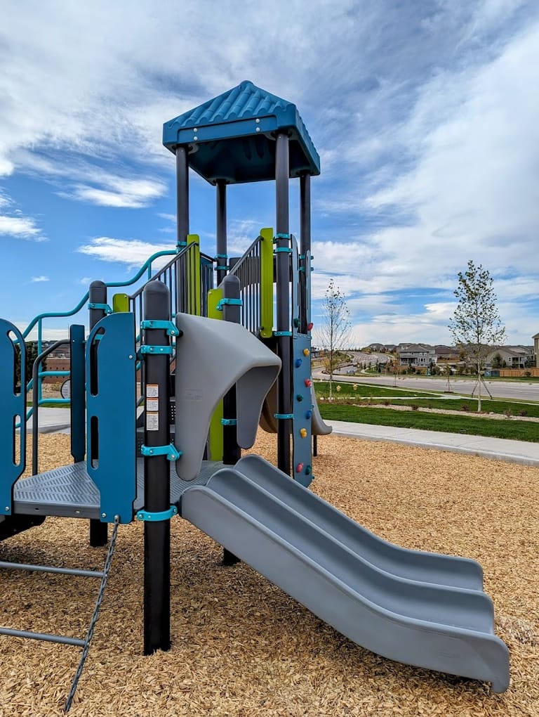 Carmen Playground exterior entrance
