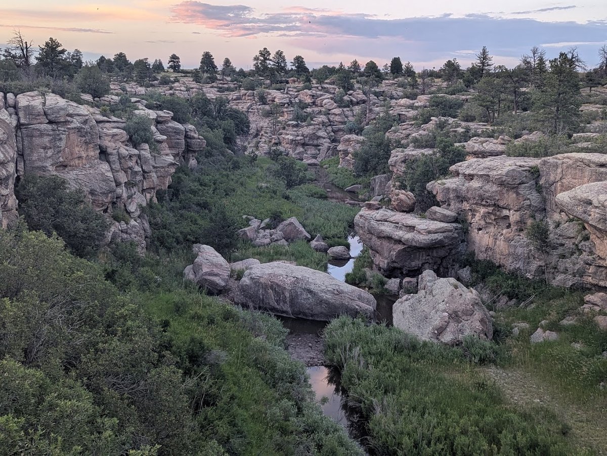Castlewood Canyon State Park atmosphere and seating