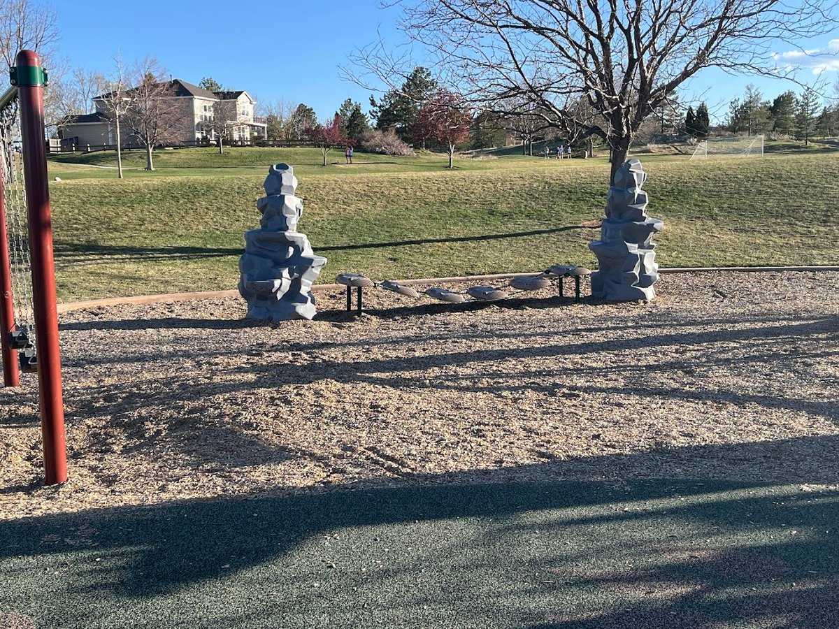 Cougar Run Park atmosphere and seating
