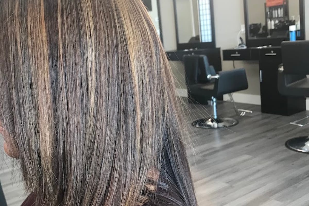 Cut N Frame Salon featured offerings