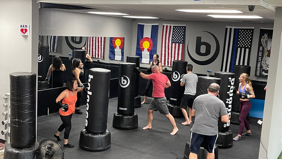 Balance Fitness - Member access 24/7 atmosphere and seating