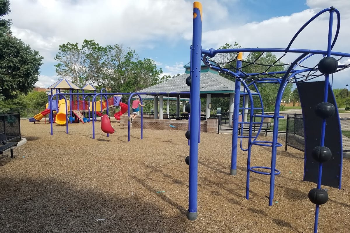 Falcon Park dining area
