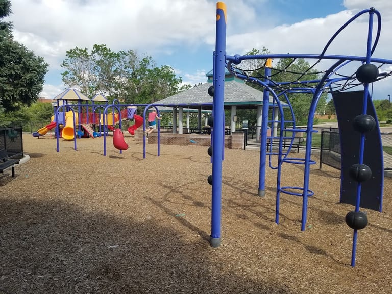 Falcon Park dining area