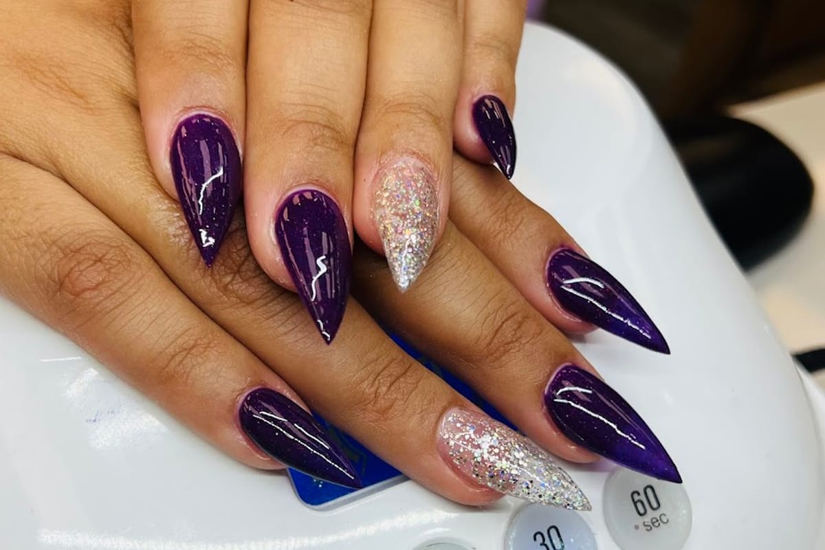 Temptation Nails and Spa atmosphere and seating
