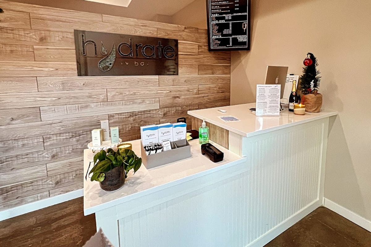 Interior view of Hydrate IV Bar