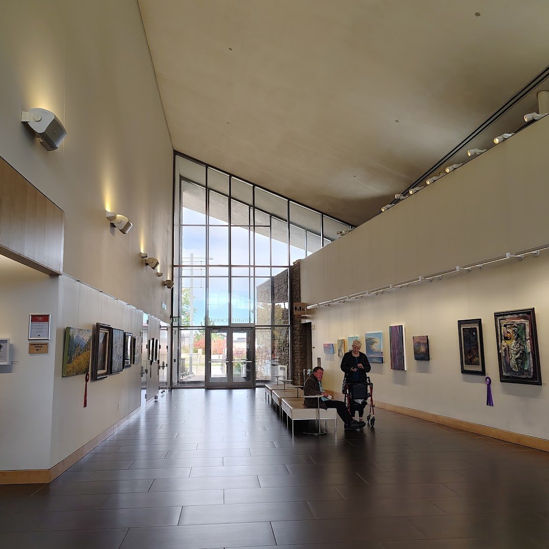 Lone Tree Arts Center dining area