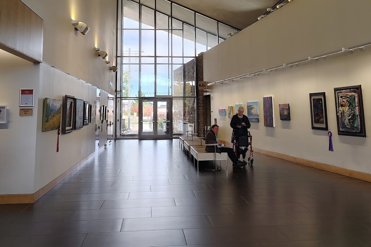 Lone Tree Arts Center dining area