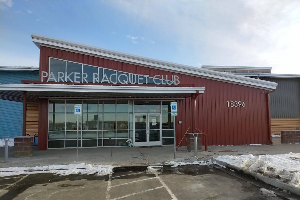 Parker Racquet Club dining area