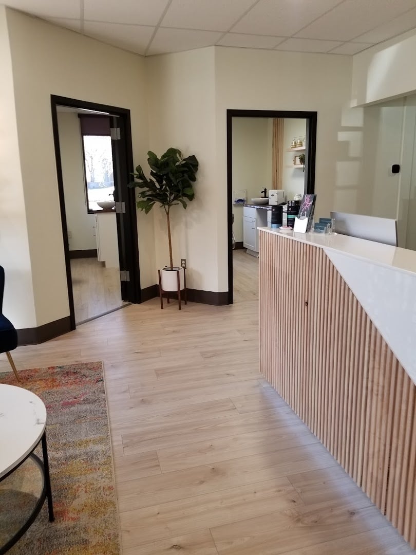 Renova Medical Aesthetics dining area