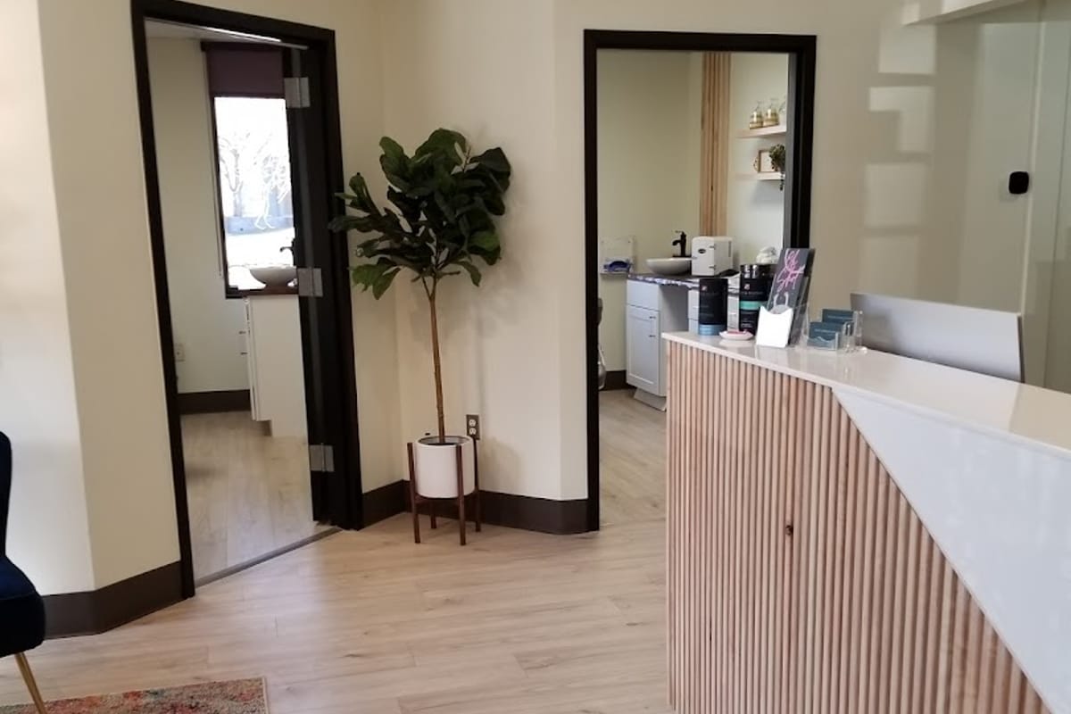 Renova Medical Aesthetics dining area