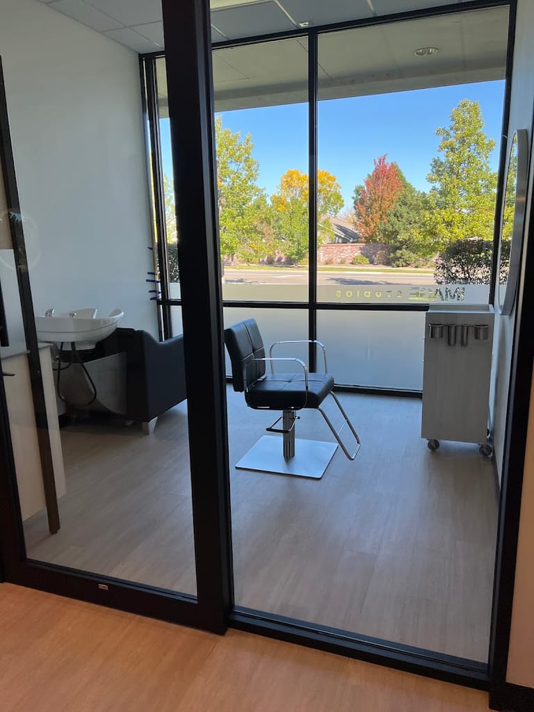 IMAGE Studios - Lone Tree dining area