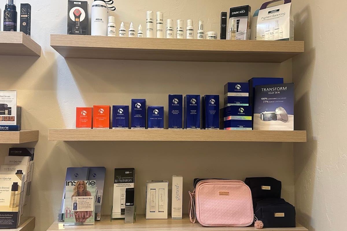 La Creme- Located inside Dolce Vita Salon Studios featured offerings
