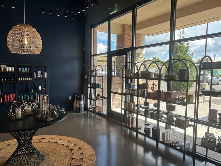 Santosha Studios Yoga & Wellness dining area
