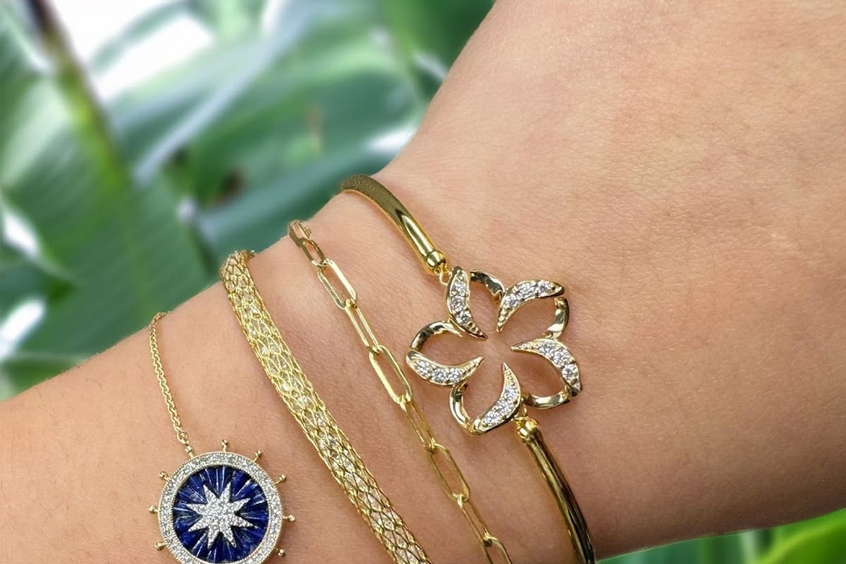 Na Hoku - Hawaii's Finest Jewelers Since 1924 atmosphere and seating