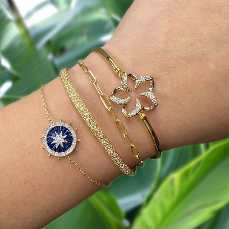 Na Hoku - Hawaii's Finest Jewelers Since 1924 atmosphere and seating