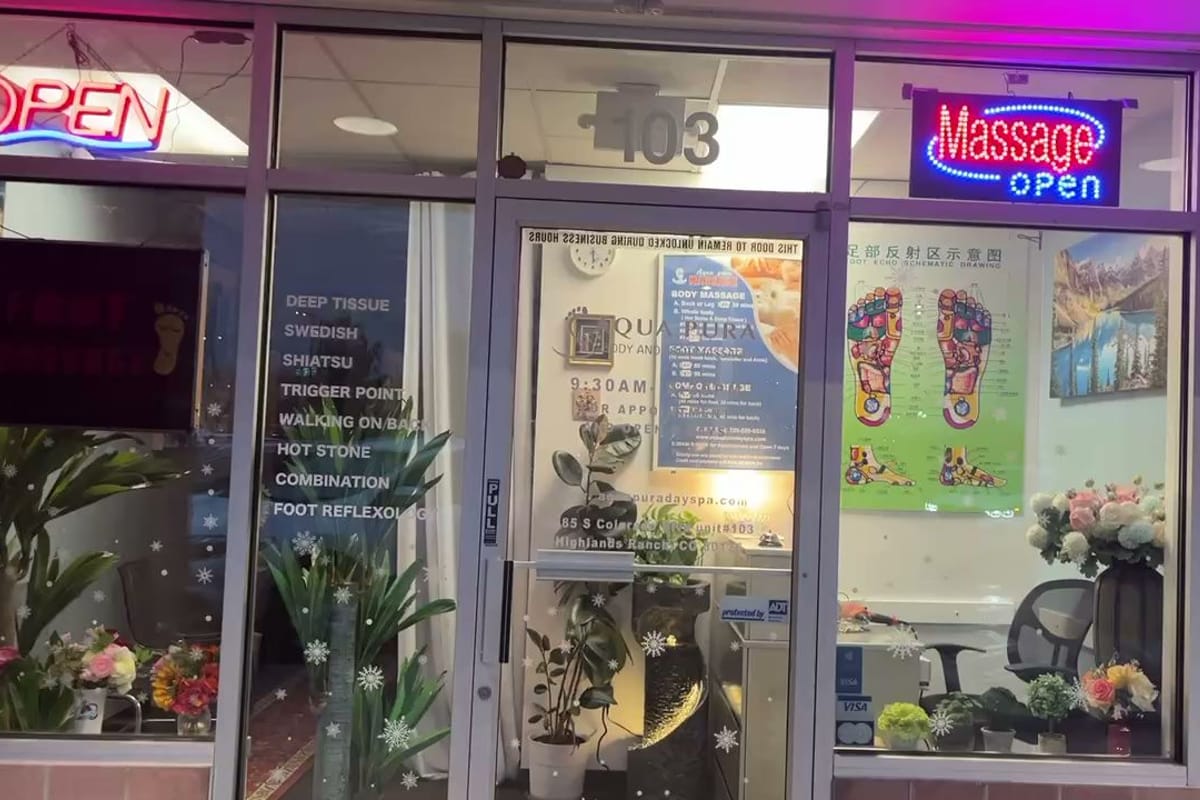 Interior view of Aqua Pura massage