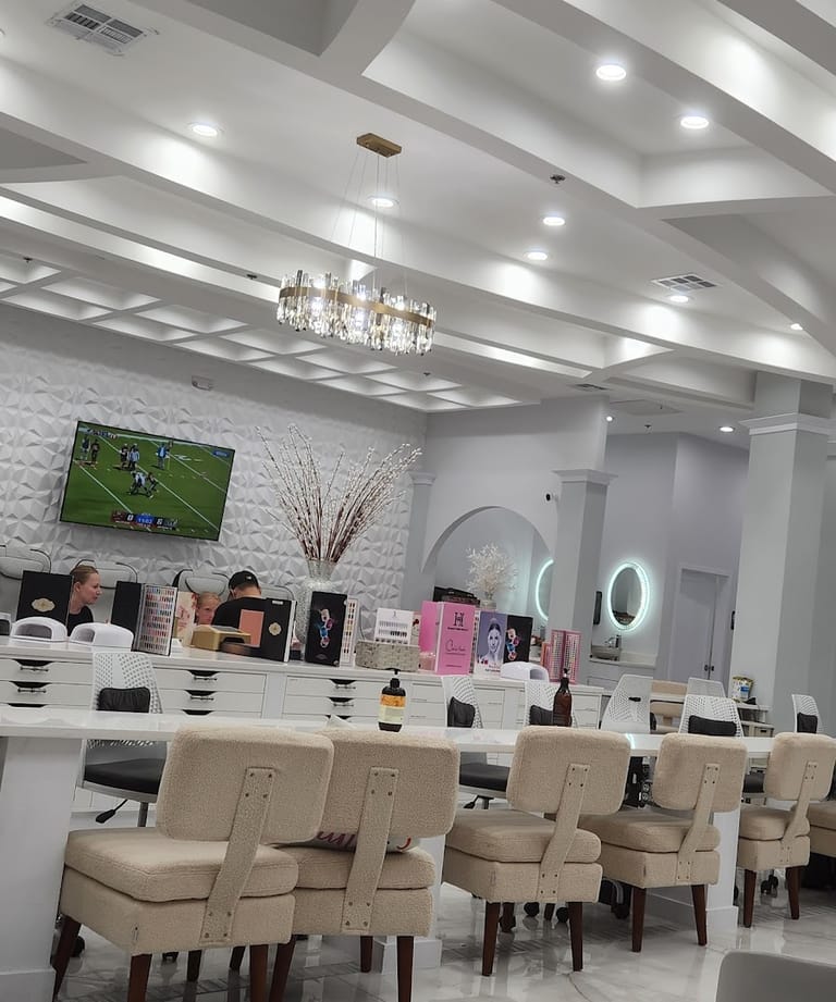 Noire The Nail Bar featured offerings