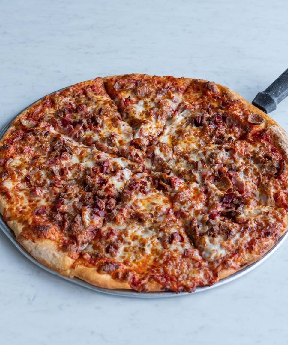 Interior view of Lil' Ricci's NY Pizza & Pasta - Parker