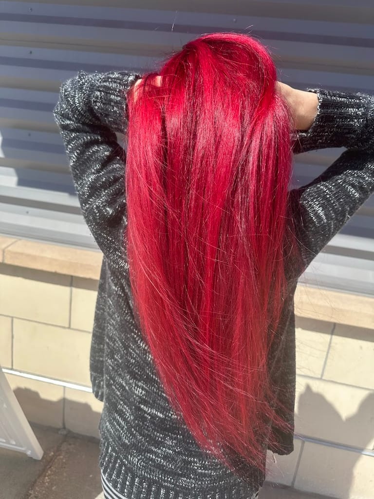 Rustic Mermaid Hair and Reiki Studio atmosphere and seating