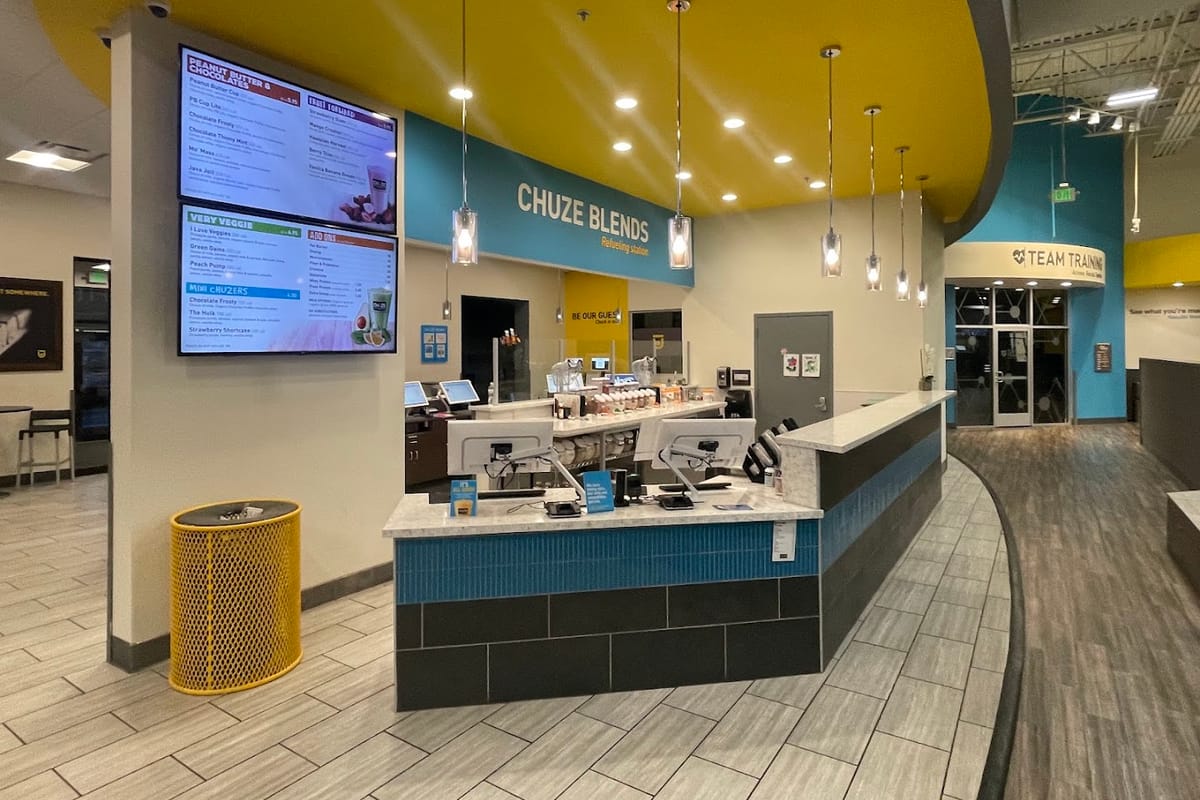 Interior view of Chuze Fitness
