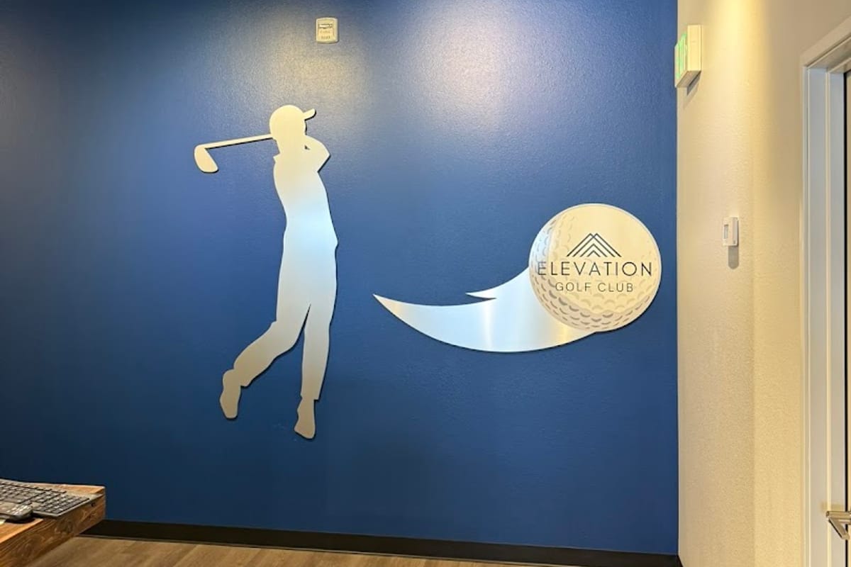 Elevation Golf Club dining area