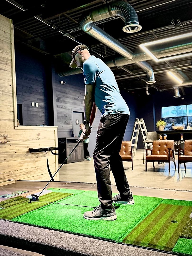 Avid Caddie Golf Lounge featured offerings