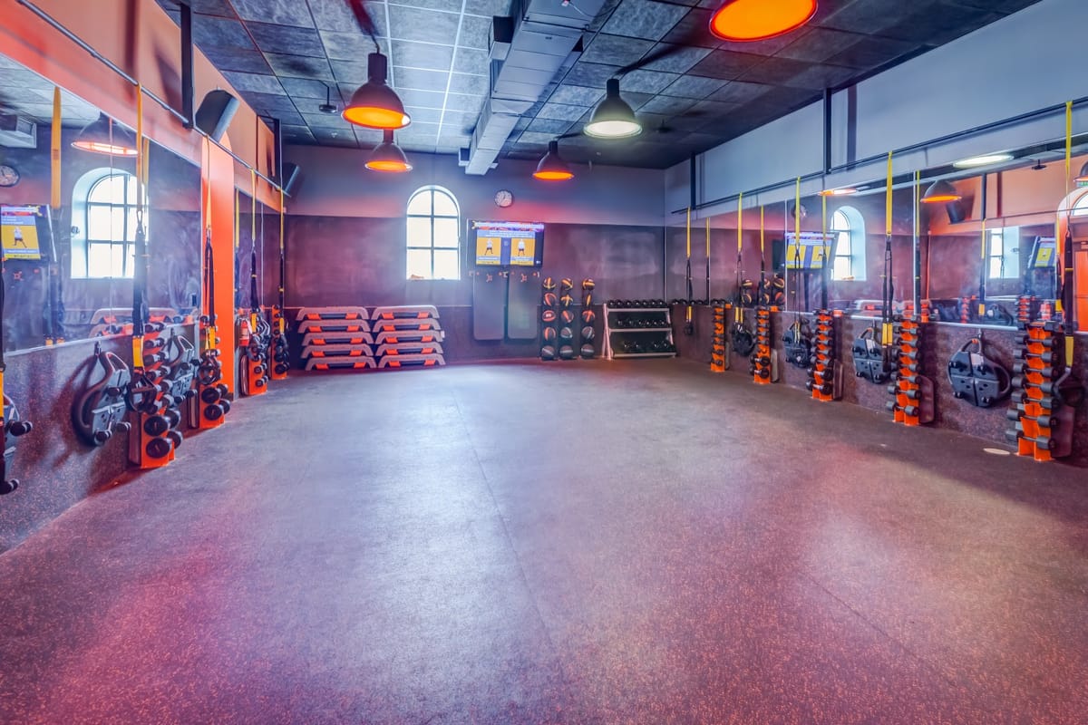 Orangetheory Fitness atmosphere and seating