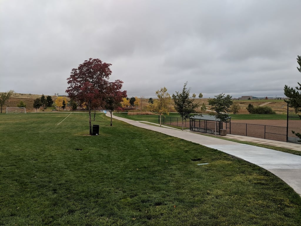 Red-Tail Park