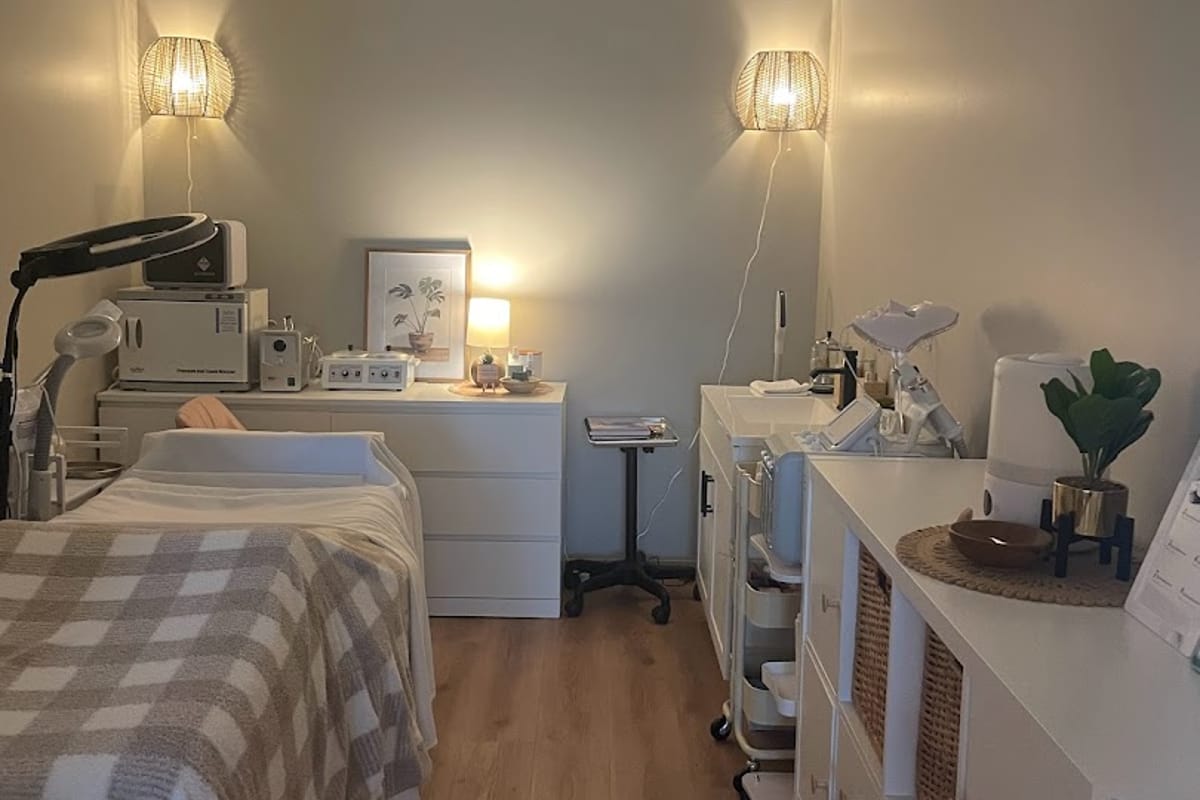 j.YOUNG SPA featured offerings