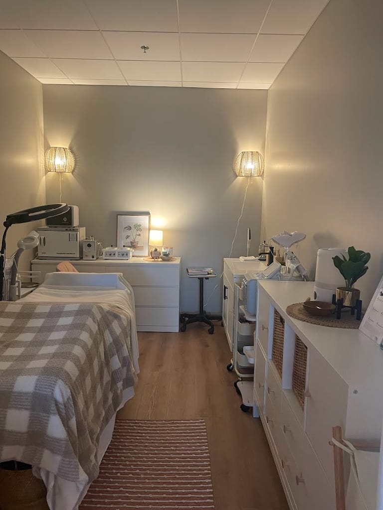 j.YOUNG SPA featured offerings