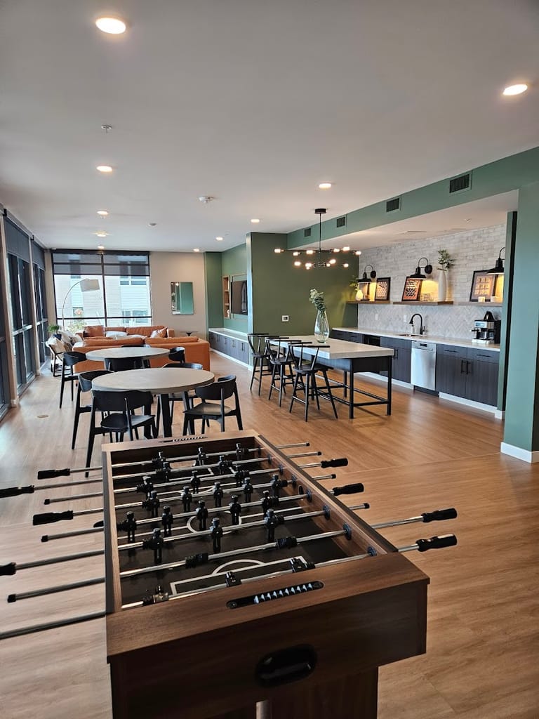 Talus Apartments atmosphere and seating