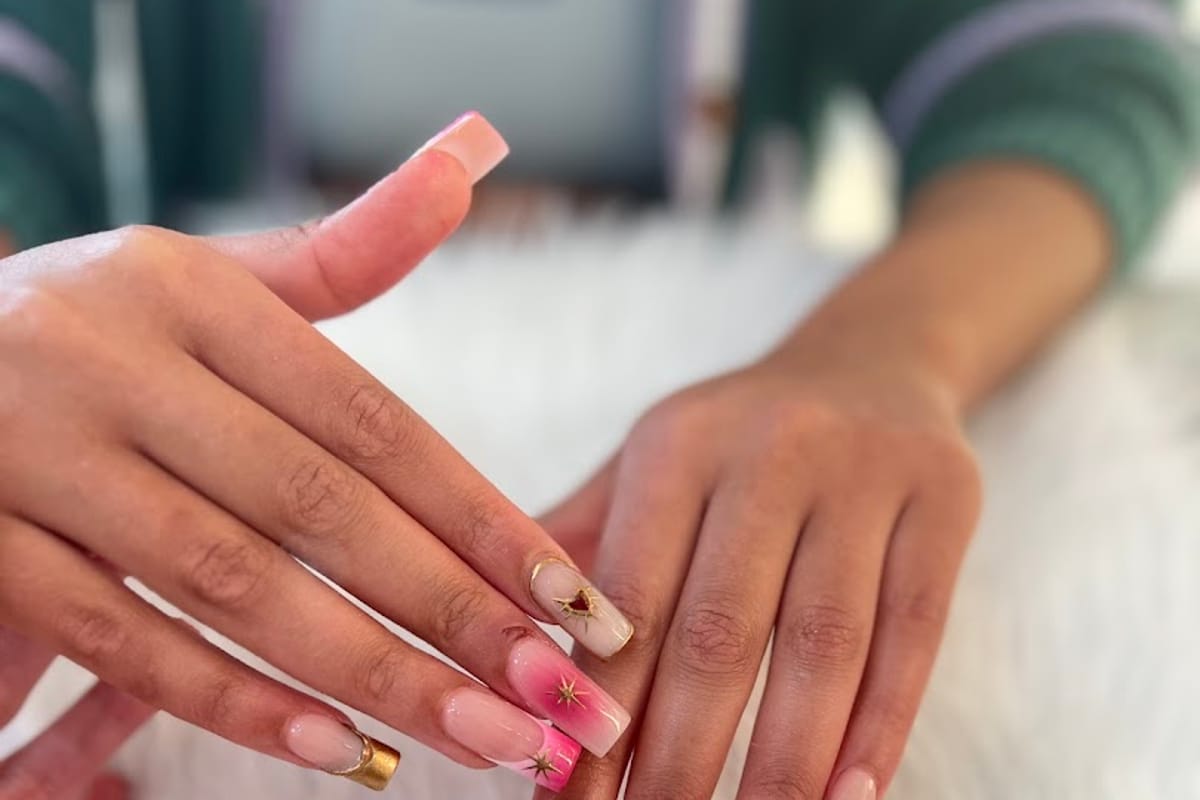 Nails Story featured offerings