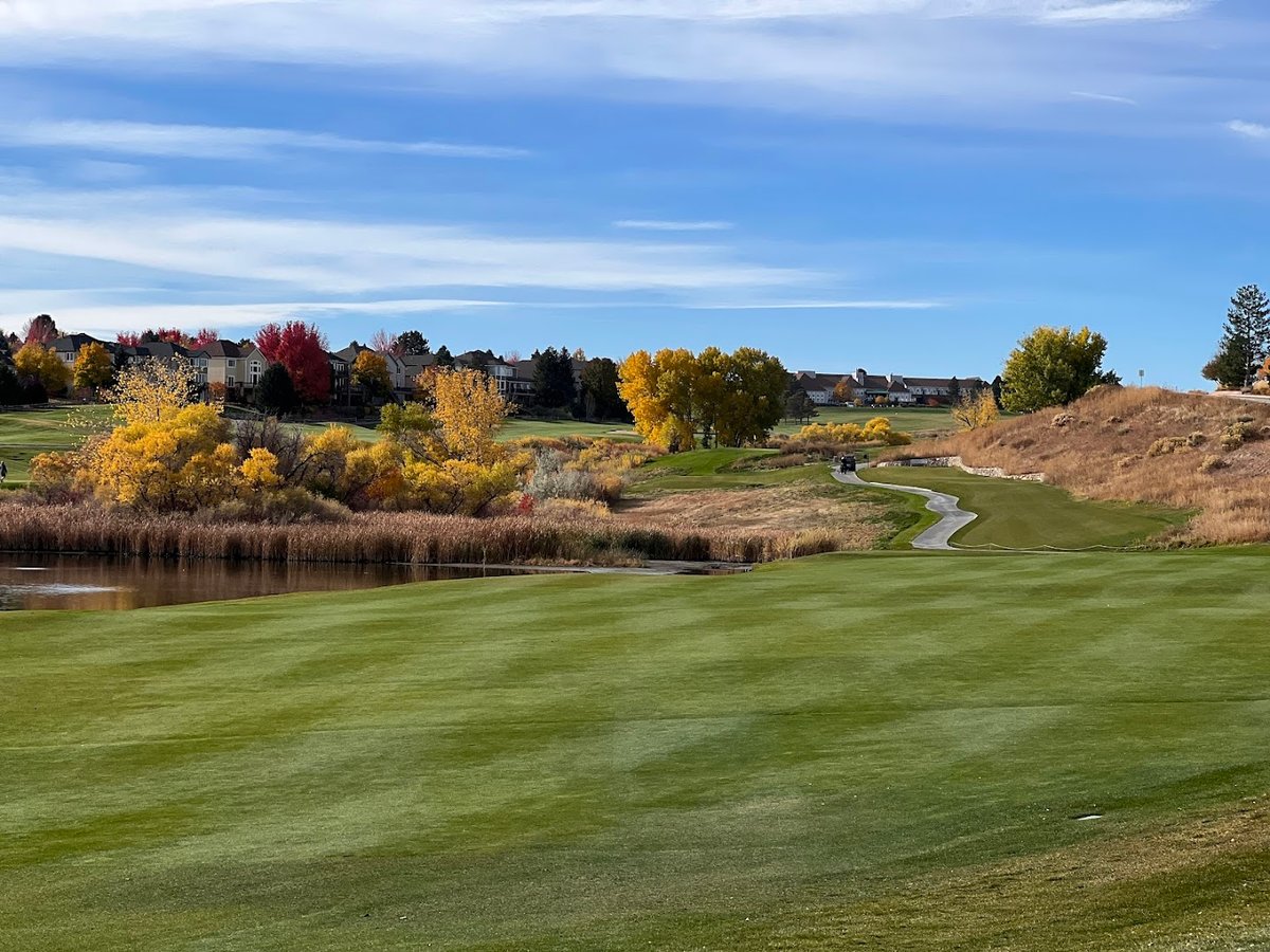 Lone Tree Golf Club & Hotel atmosphere and seating