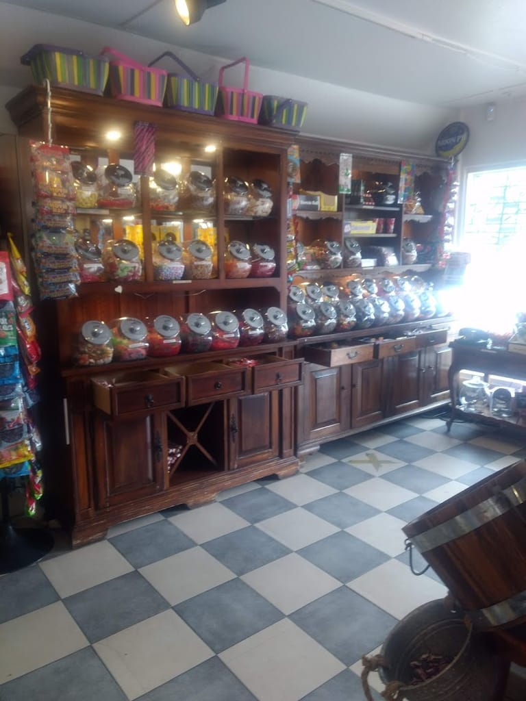 Sugar Spoon Candies exterior entrance