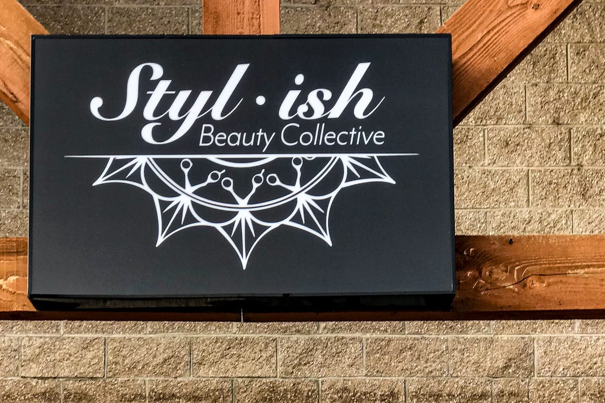 Stylish Beauty Collective atmosphere and seating